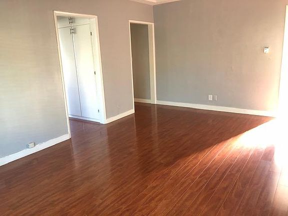 2nd image of 1280 N Laurel Ave