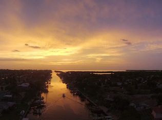 4237 Floramar Ter, New Port Richey, FL 34652