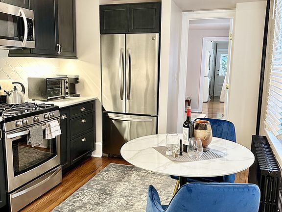 3rd image of 34 Maryland Ave APT 1A