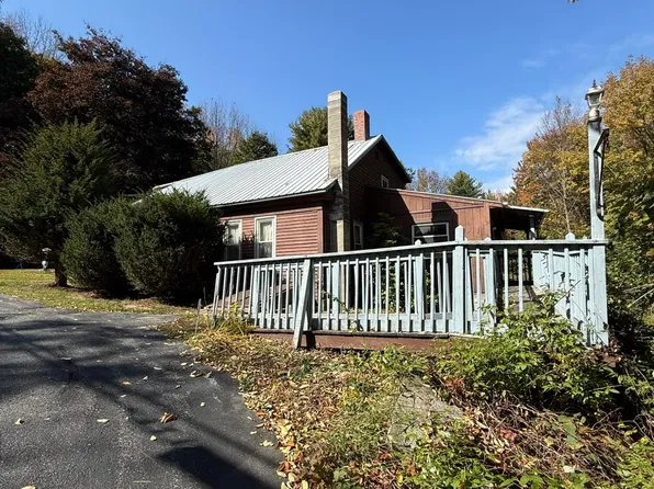 135 Lake House Road, Naples, ME 04055