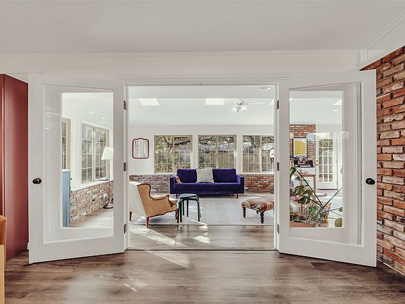 3rd image of 2112 Gregory Ln