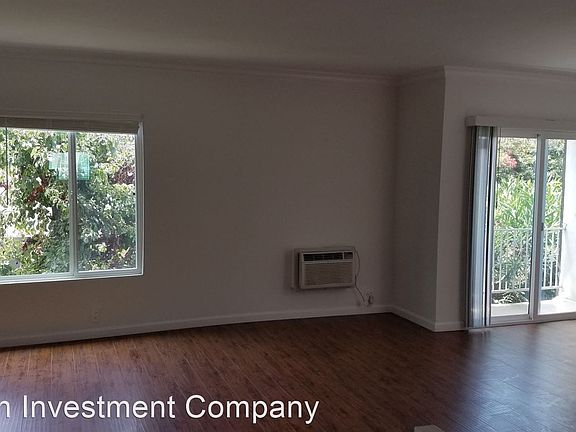 5th image of 1100 Granville Ave #7