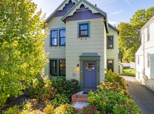 226 Baldwin St, Glen Ridge, NJ 07028