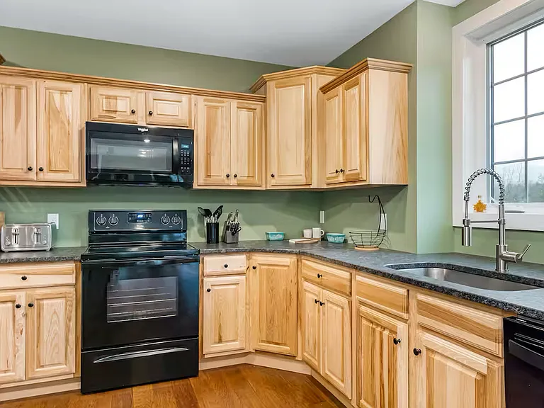 167 E Countryside Rd — Photo 7