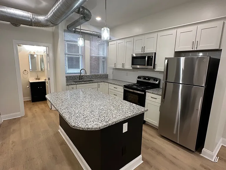 4633 Montgomery Rd #3A — Photo 4