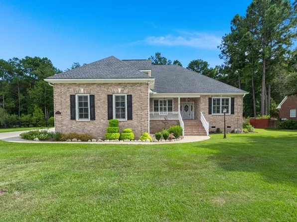 712 Hamlet Cir, Goose Creek, SC 29445
