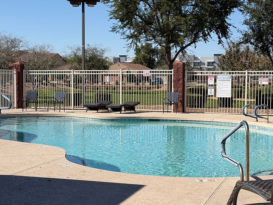 Community pool