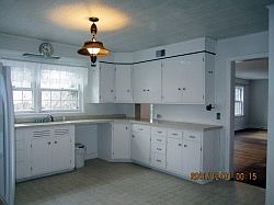 2nd image of 579 Garden St