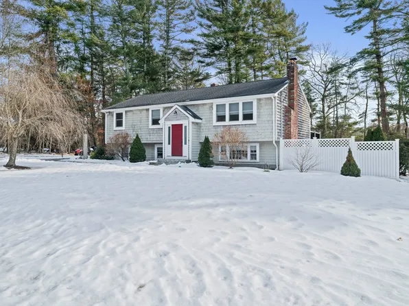 23 Meadow Ln, Duxbury, MA 02332