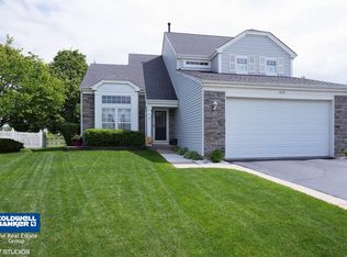 2510 Quail Cv, Carpentersville, IL 60110
