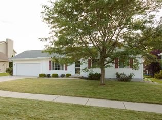 464 Mary Lee Dr, Fond Du Lac, WI 54935