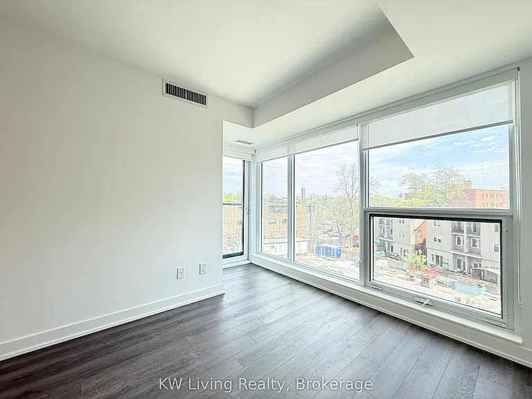 609 Sherbourne St #307 — Photo 20