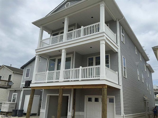 1st image of 3644 West Ave #1