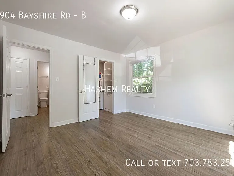 5904 Bayshire Rd #B — Photo 11