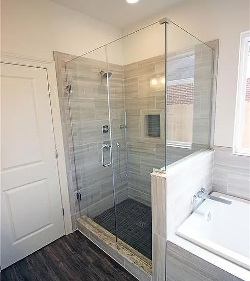 4517 Chalfant Dr — Photo 12