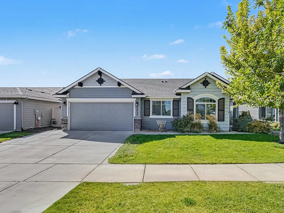 1273 E Timber Trail Dr
