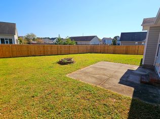 102 Wynbrookee Ln, Jacksonville, NC 28546