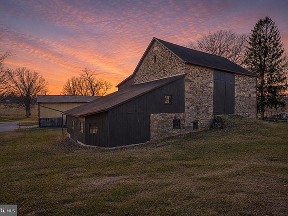 4th image of 527 Bethel Church Rd