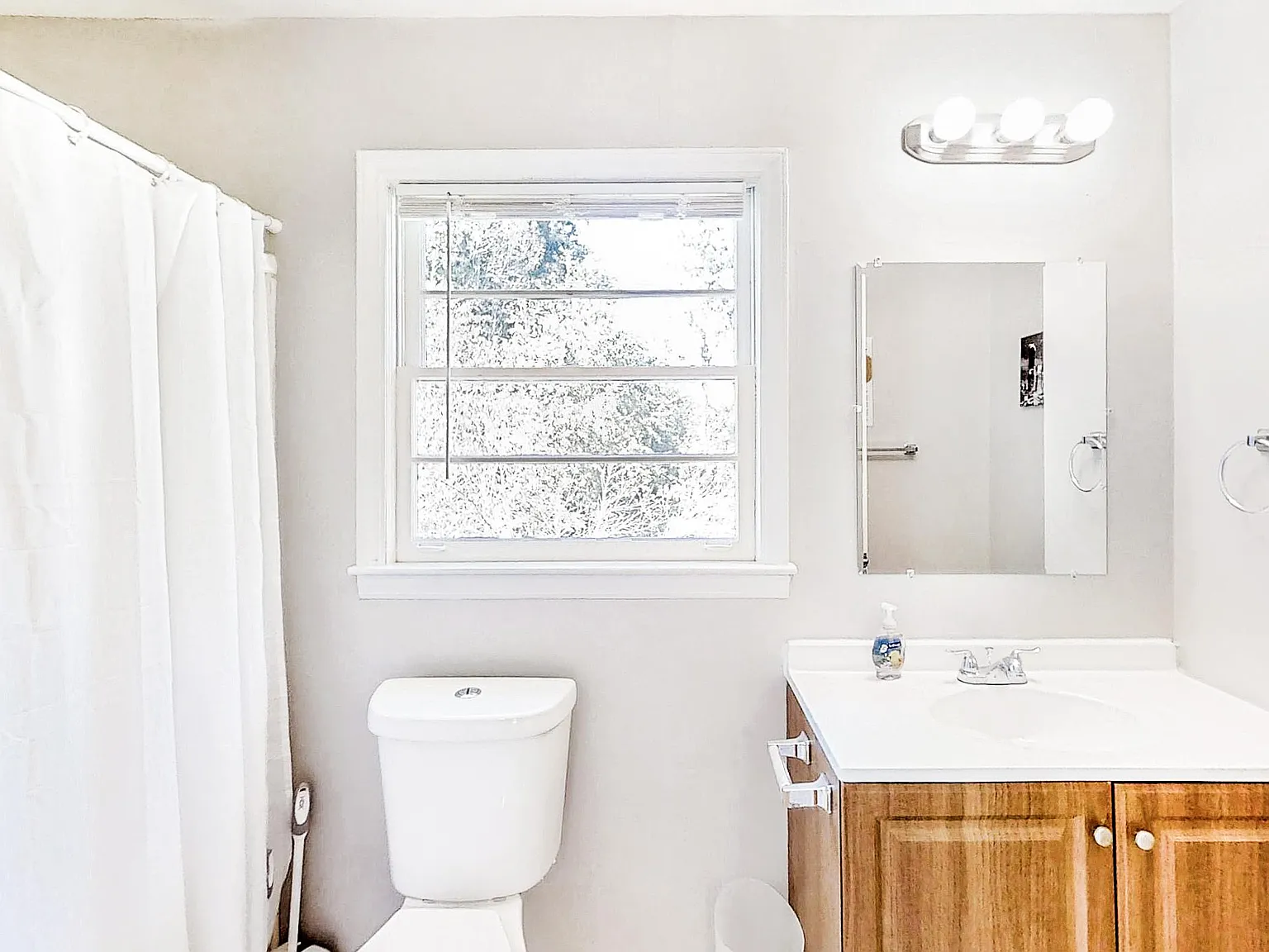 4 bed, 3.0 bath, 1501 sqft, $706 — Photo 3