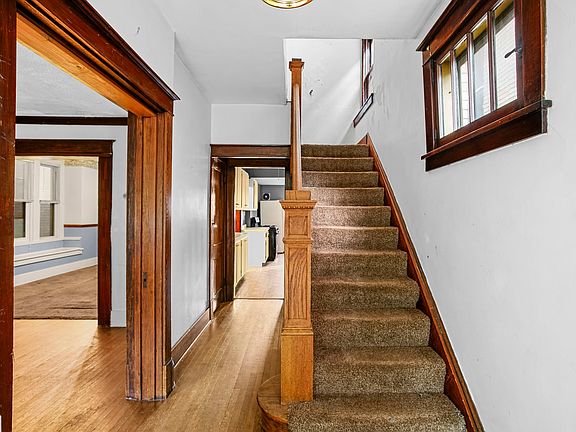4th image of 123 E Agnew Ave