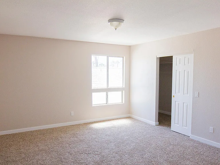33375 Moreno Rd #2 — Photo 8