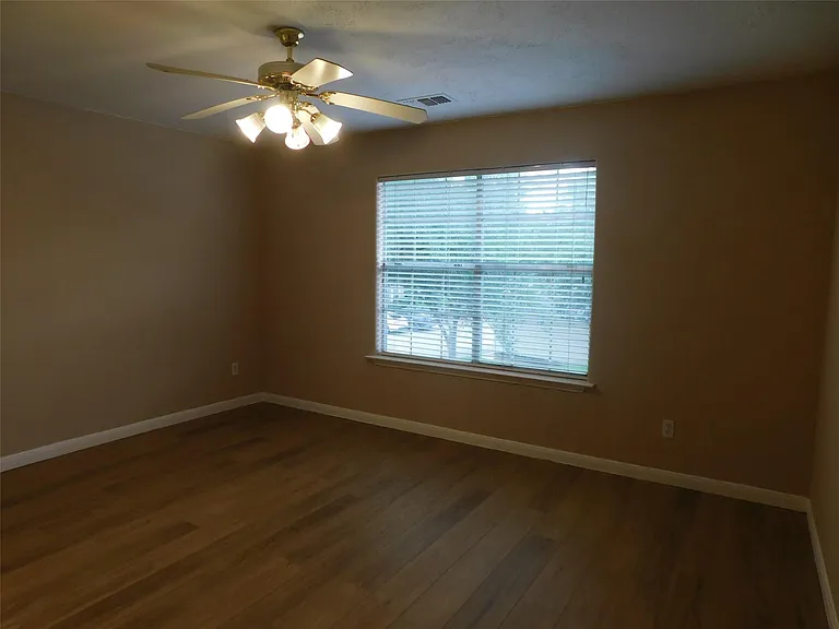 2710 Grants Lake Blvd #J2 — Photo 31