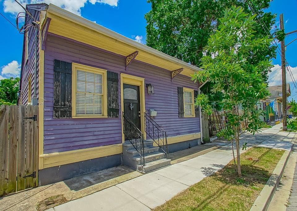 1st image of 1312 Arts St
