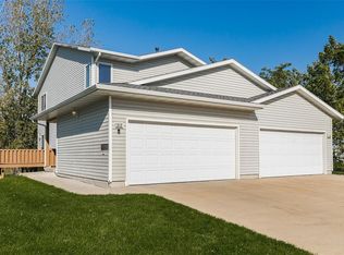 312 Antler Ct, Marion, IA 52302
