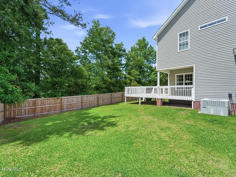 107 McKinnon Pl — Photo 22