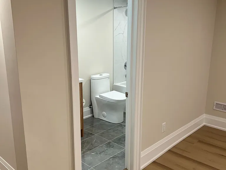 1088 Casson Ave — Photo 13