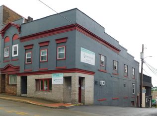 118 S Pittsburgh St #2, Connellsville, PA 15425