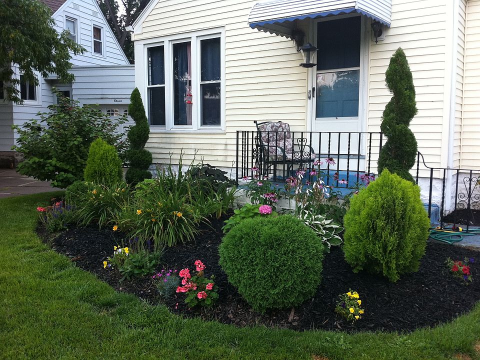 1st image of 9 Charnwood Ct
