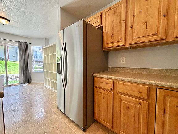 3rd image of 6712 S Bonham Ln