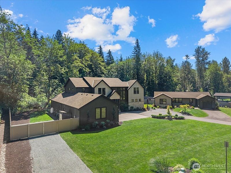 3rd image of 11805 289th Drive SE