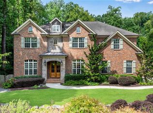 1356 Nerine Cir, Dunwoody, GA 30338