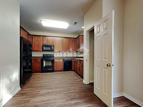 3rd image of 267 Sweet Alyssum Dr