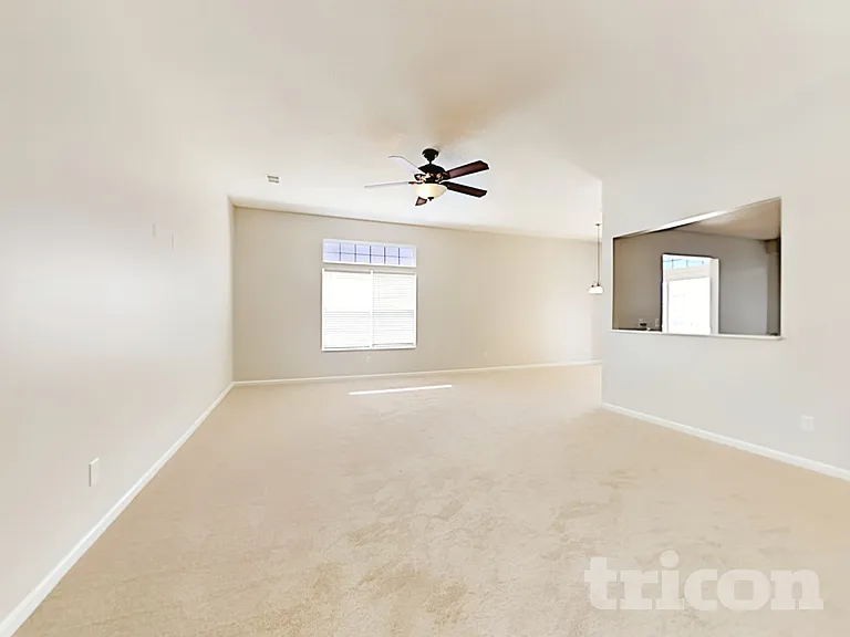 319 Quiet Grove Ln — Photo 3