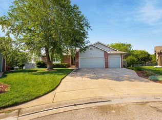 11546 W Central Park Ct, Wichita, KS 67205