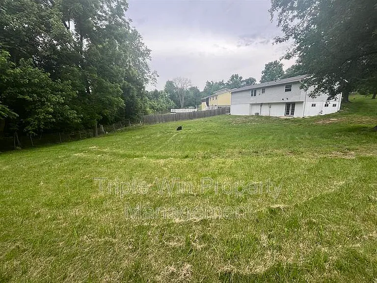 1014 Sunridge Trl W — Photo 4
