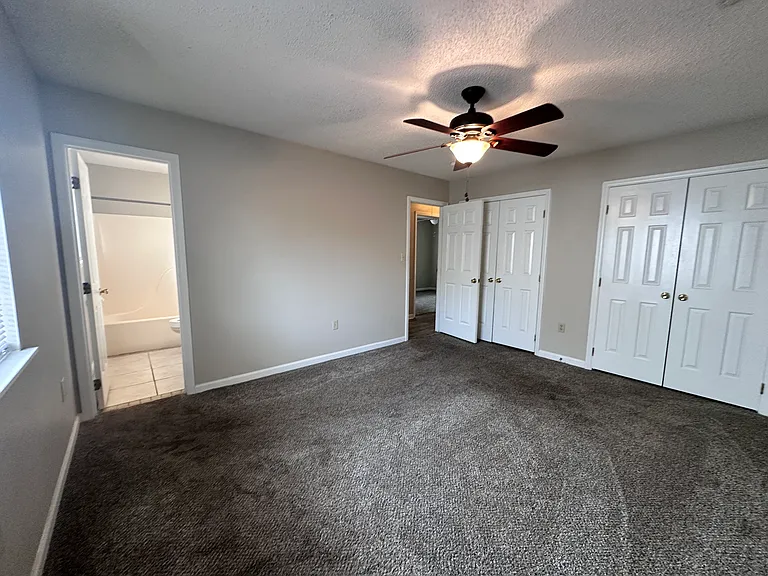 6536 Valene Ct — Photo 25