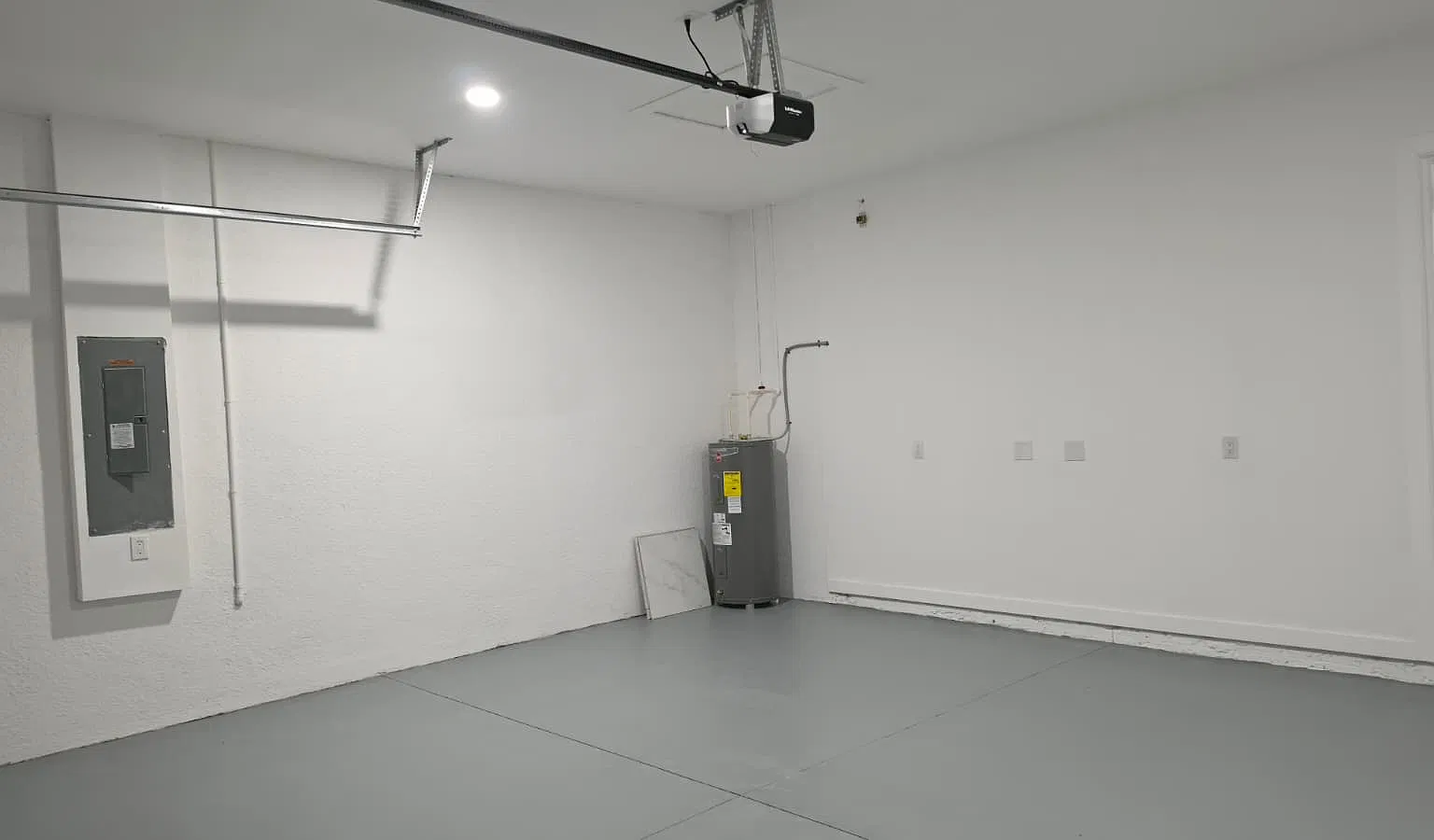 448 Rajah Street - 1 — Photo 3