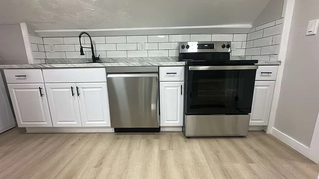 2 bed, 600 sqft, $1,495 — Photo 1