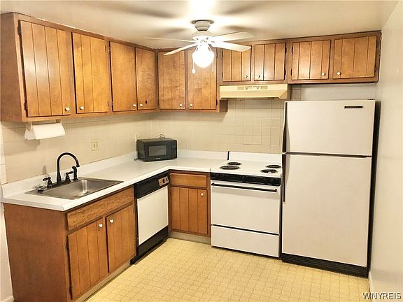 3rd image of 309 North St APT 1