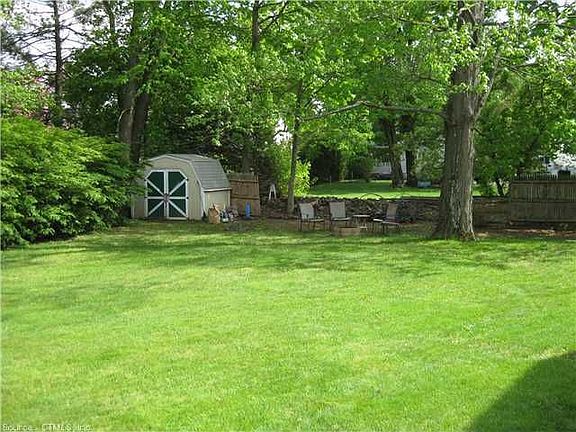 2nd image of 47 Genovese Dr
