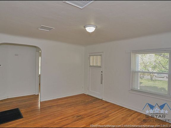 5th image of 2404 N Kansas St #1
