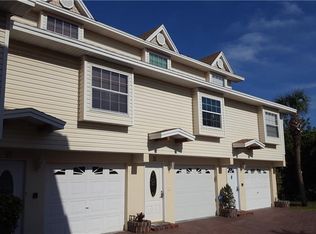 19651 Gulf Blvd APT B6, Indian shores, FL 33785