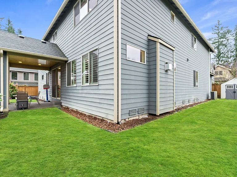 2313 242nd Pl SW — Photo 44