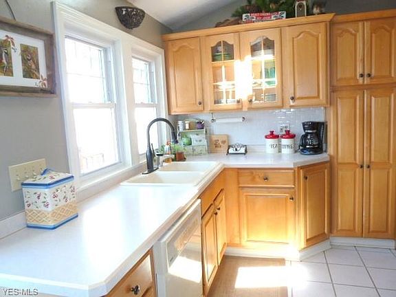 4th image of 6024 Westminster Dr