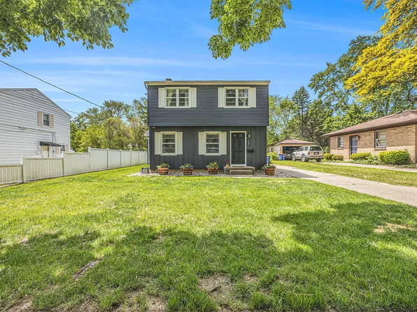 1121 Burke Ave NE, Grand Rapids, MI 49503