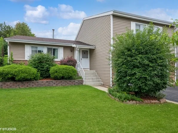 108 Norwood Ct, Rolling Meadows, IL 60008